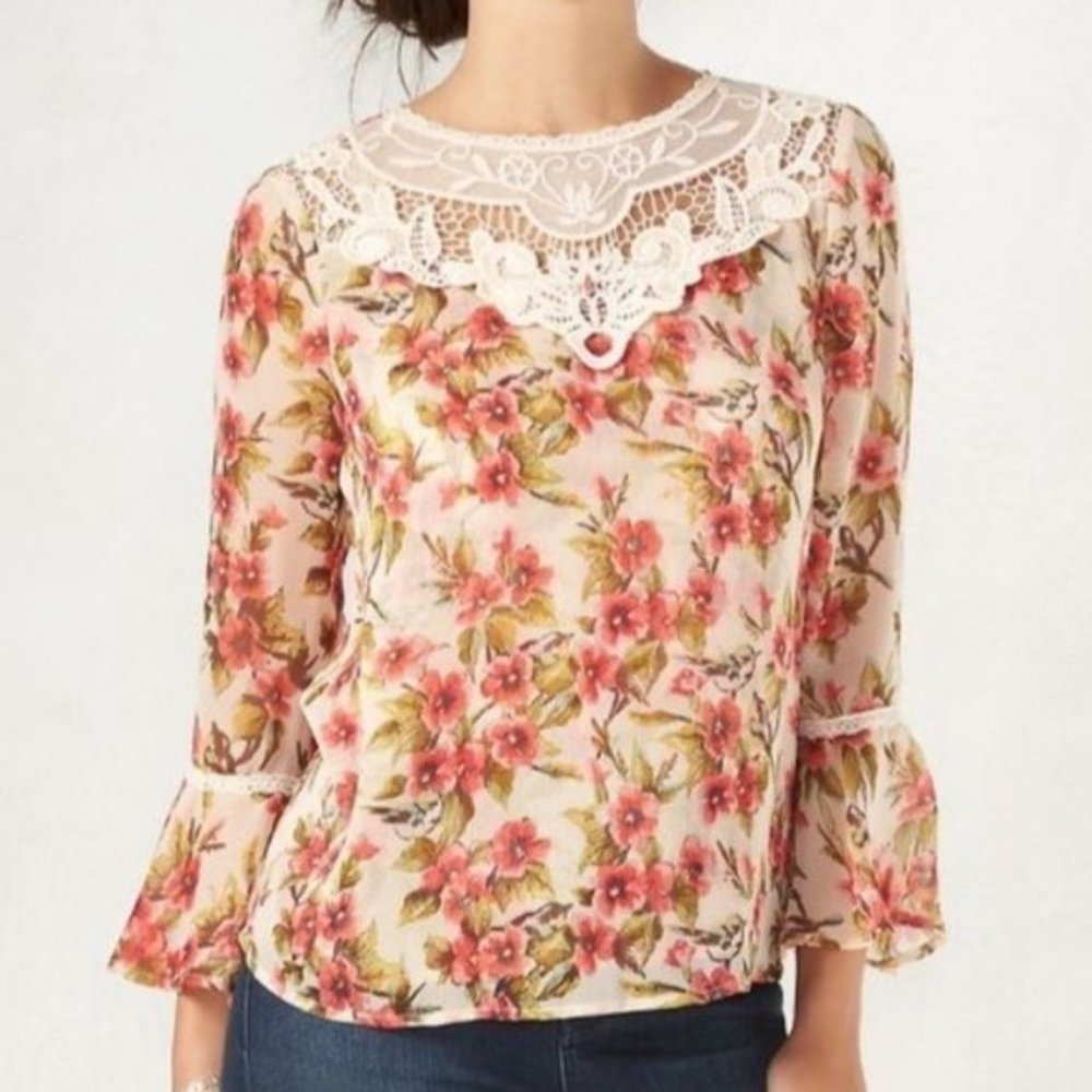 LC Lauren Conrad | Disney Snow White Floral Top |
